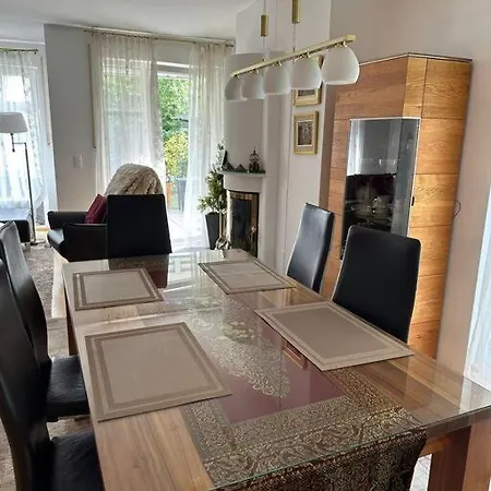 Ferienhaus Luxus Pur Endhaus 3sz Mit Garten,kamin, Klima Taufkirchen (Munich)